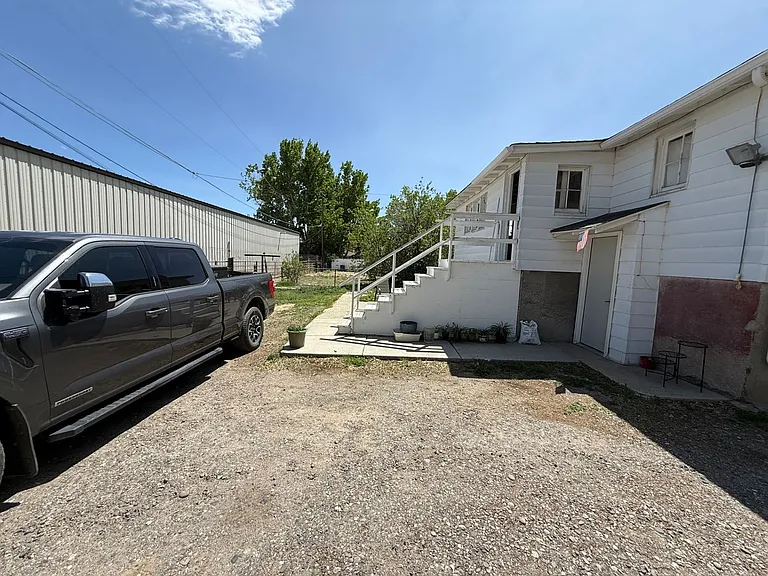 825 N Broadway Ave. — Photo 55