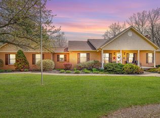 4952 Greengate Dr, Groveport, OH 43125