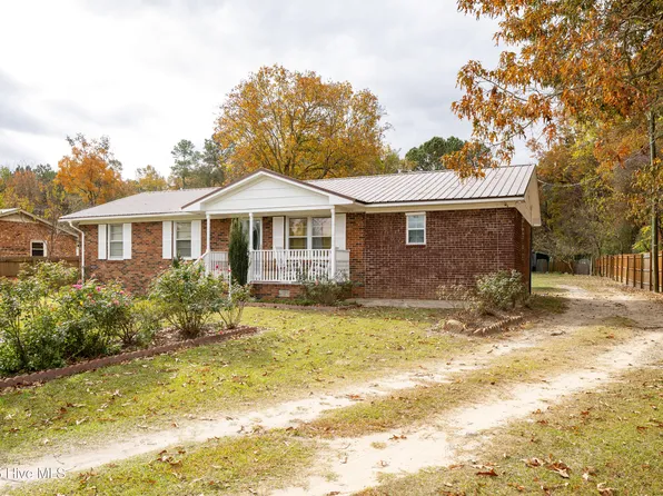 950 Auctioneer Road, Clinton, NC 28328