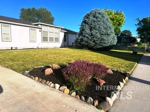1130 Dillon Dr, Weiser, ID 83672