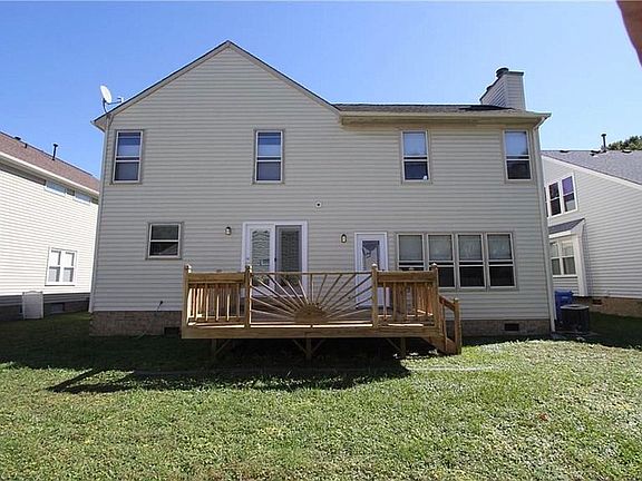 4th image of 824 Hardwood Dr