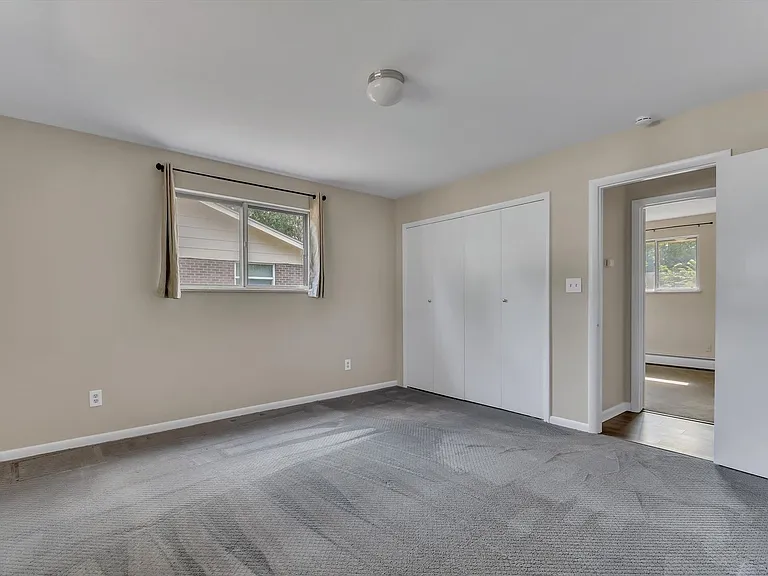 7687 Newman St — Photo 19