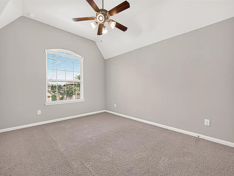 11611 Arbirlot Dr — Photo 46