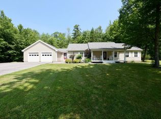 515 Esquiline Hl, Mendon, VT 05701