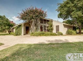 9041 Vista Creek Dr, Dallas, TX 75243