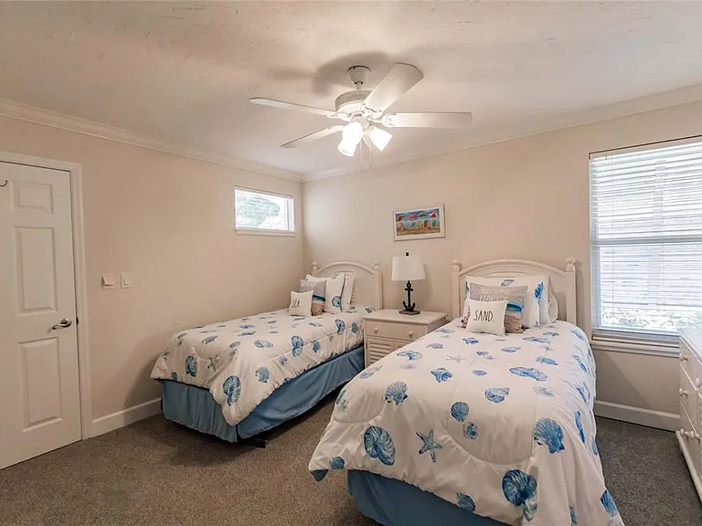 1205 E Peppertree Dr #232 — Photo 27