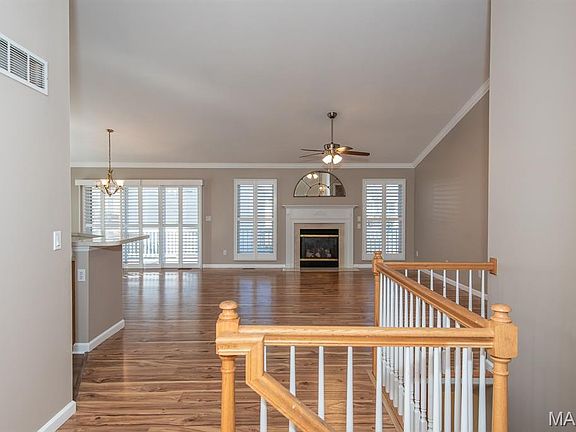 3rd image of 1715 Diamond Ridge Ct