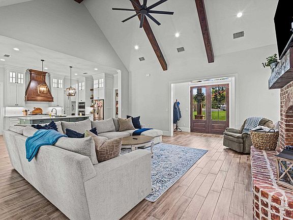 5302 Browns Landing Dr, Chandler, TX 75758 | MLS #23012274 | Zillow