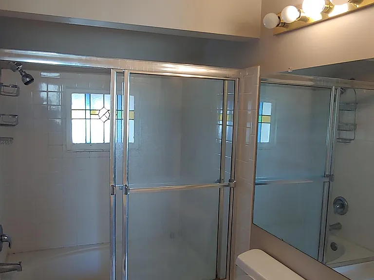 590 Bradley St — Photo 17