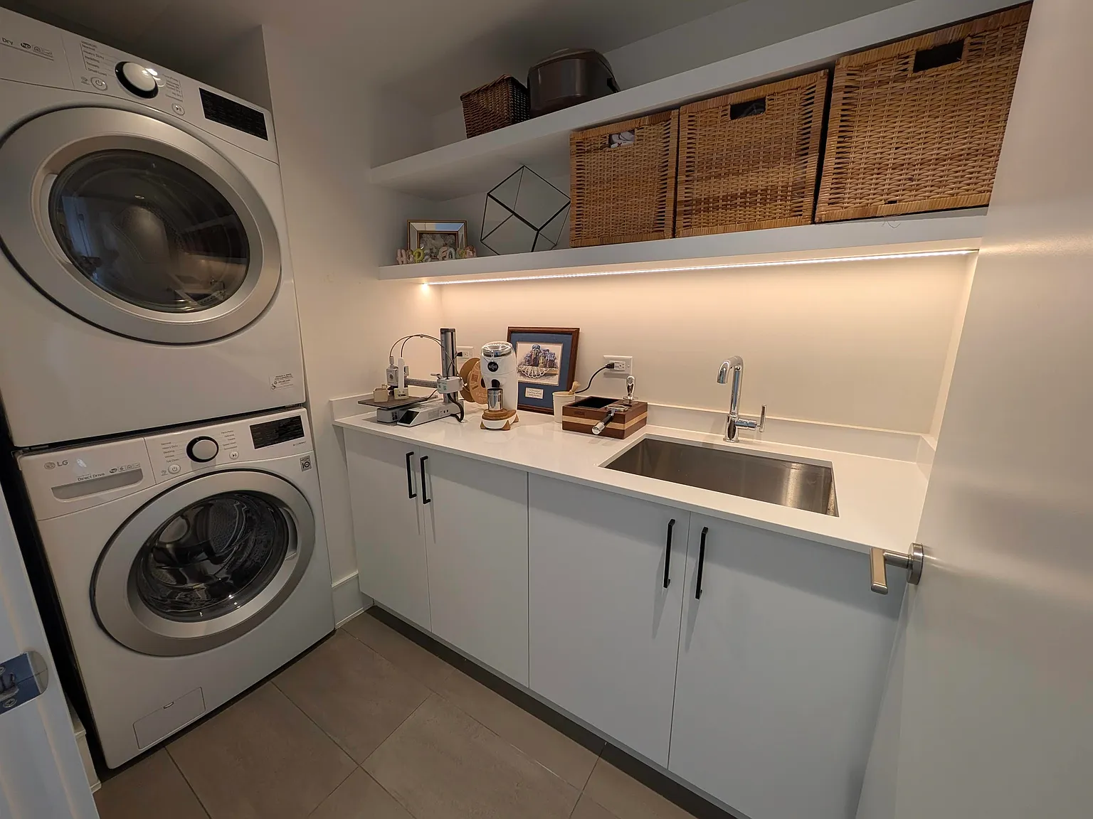 2 bed, 1397 sqft, $5,500 — Photo 3