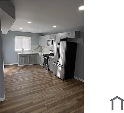 2941 McKinley St — Photo 1