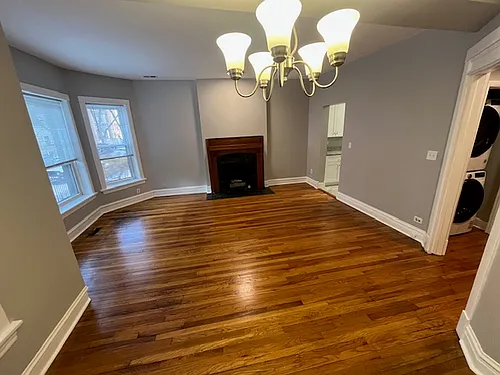 926 W Belle Plaine Ave #1W Photo 1