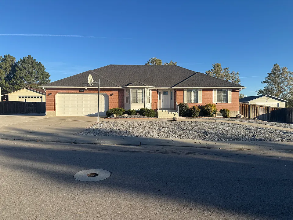 2532 W Cherry Grove Way