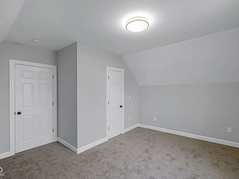2209 Noble St #2 — Photo 11
