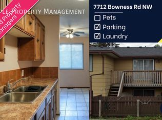 7712 Bowness Rd NW #C, Calgary, AB T3B0H1