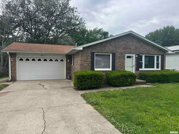 321 N Park St, Rochester, IL 62563