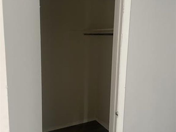 4th image of 333 Superior Ave #C-19