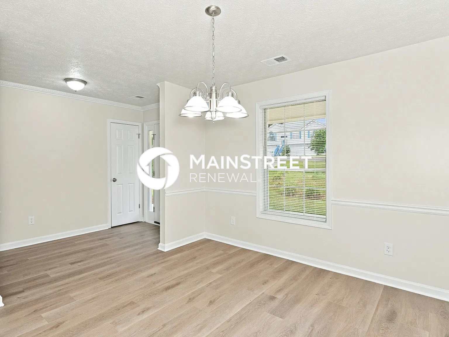 30 Spring Valley Dr — Photo 4