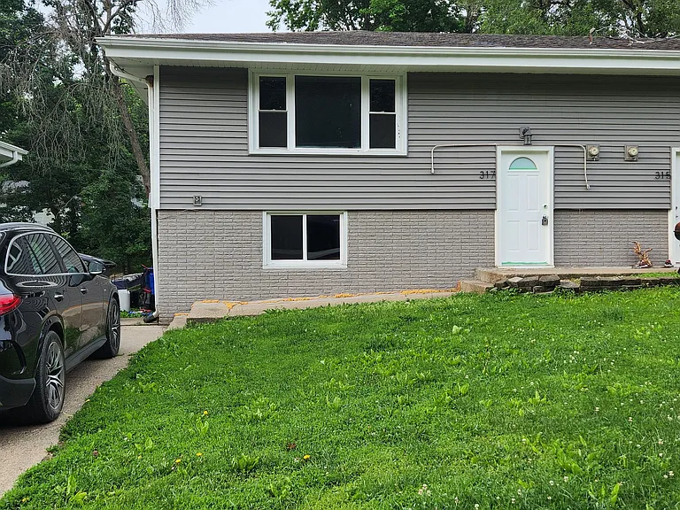 315 E Watrous Ave #317 — Photo 1