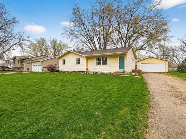 209 Midvale Dr, Marshall, WI 53559