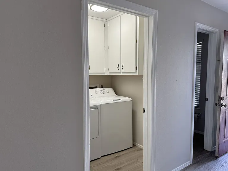 5900 Grelot Rd #504 — Photo 12