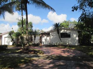425 NE 142nd St, North Miami, FL 33161