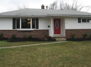 134 N Linden St, Amherst, NY 14221