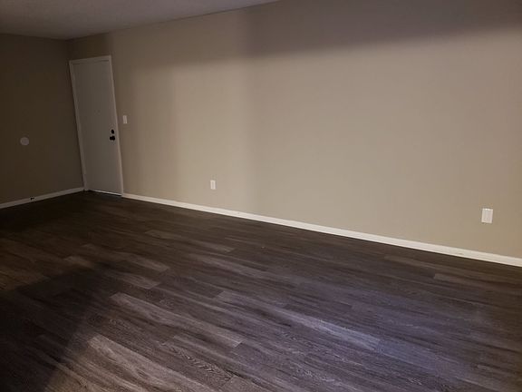 4th image of 503 Ohio St #103