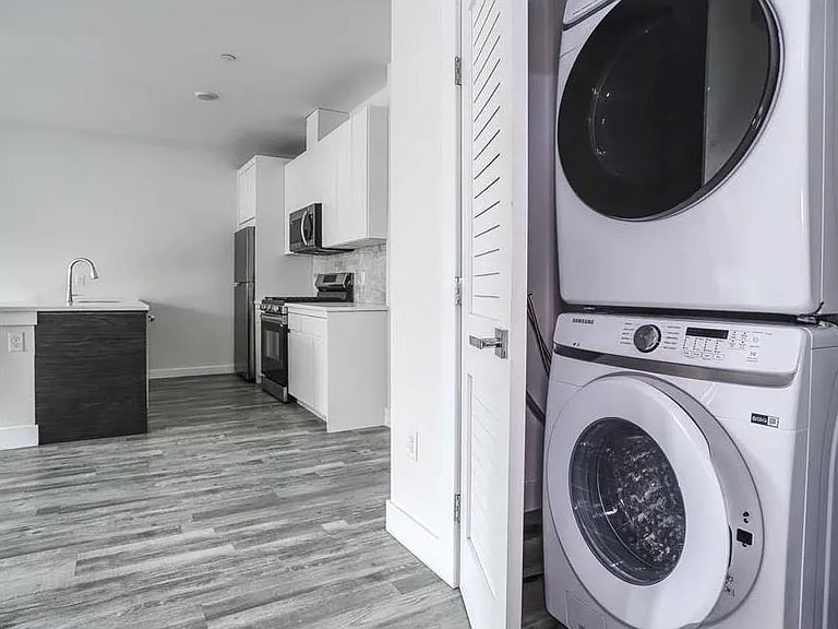 140 Avenue B #204 — Photo 12
