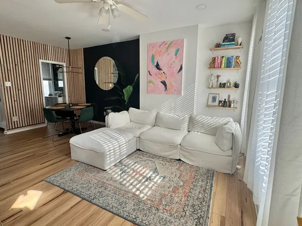 2341 E Sergeant St, Philadelphia, PA 19125