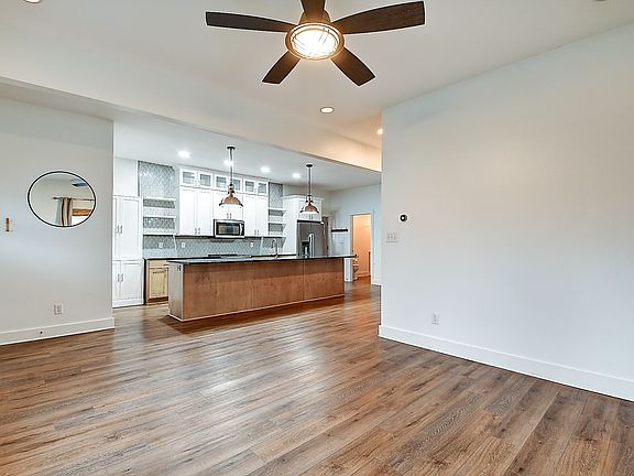 5th image of 519 Cottage Ave
