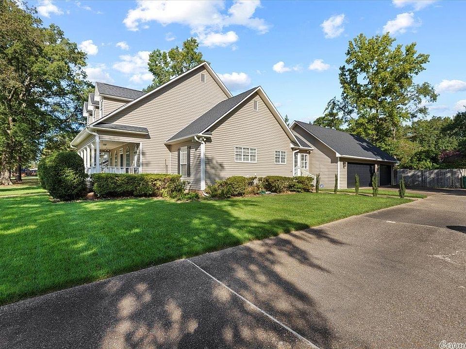 1003 Fairway Dr, Pine Bluff, AR 71603 Zillow