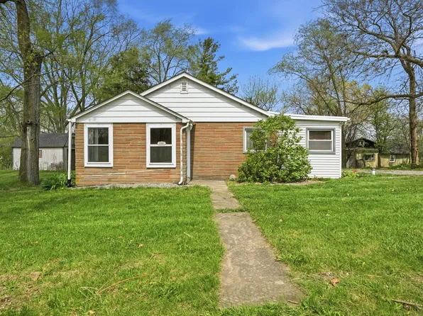 11131 Fathke Rd, Crown Point, IN 46307