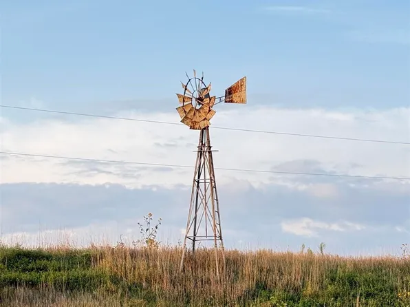 1721B-23 County Road St, Lyons, NE 68038