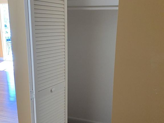 5th image of 65 Fountain Ln APT 6