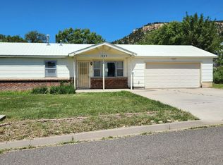 1040 Collier Ave, Raton, NM 87740