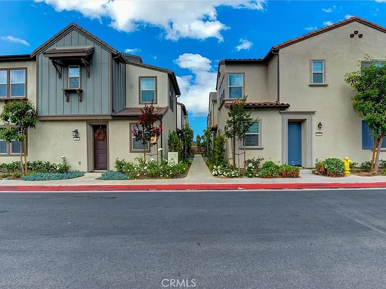 535 Embrook Way — Photo 1