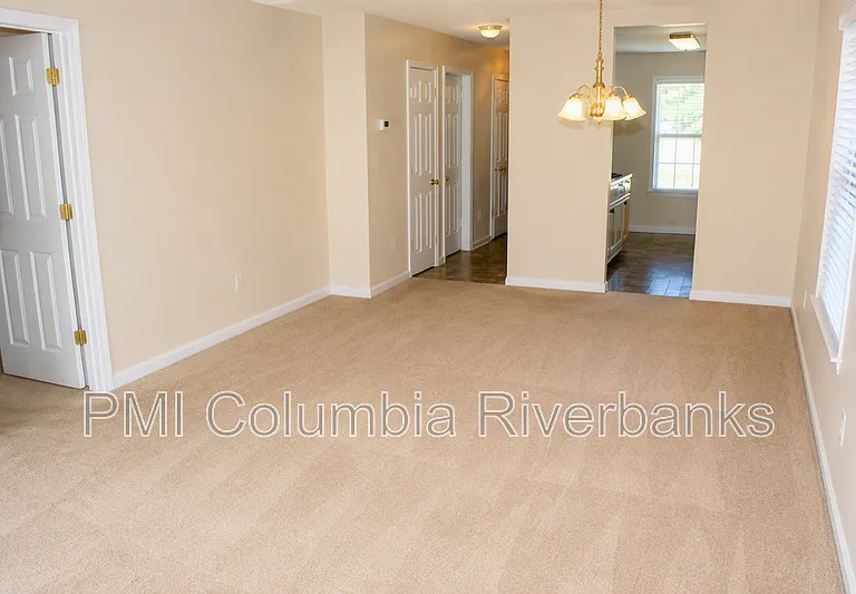 116 Londonberry Cir — Photo 5