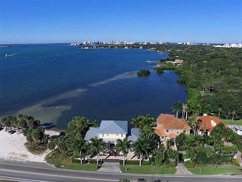 1st image of 1475 Siesta Dr