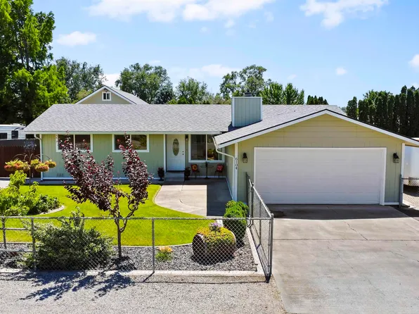 6104 W Park St, Pasco, WA 99301