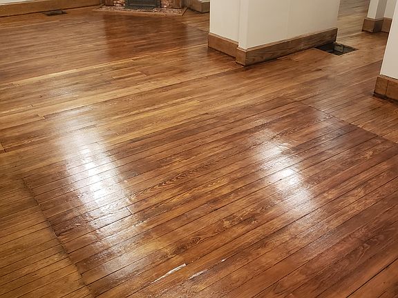 2nd image of 318 N 10th St