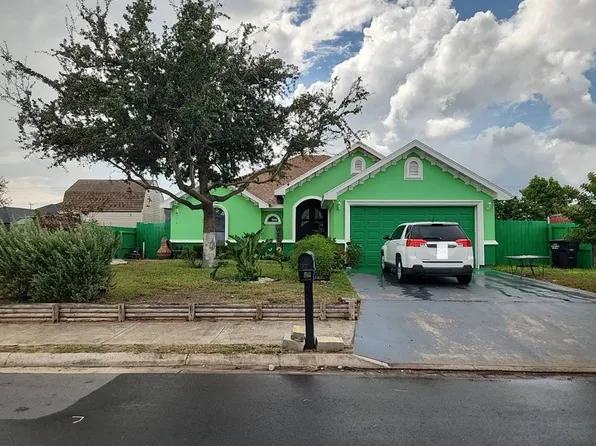1511 N Santa Fe St, Alton, TX 78573