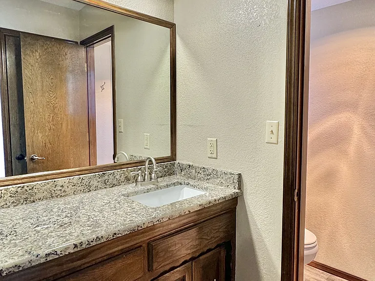 1414 Quail Creek Dr — Photo 132