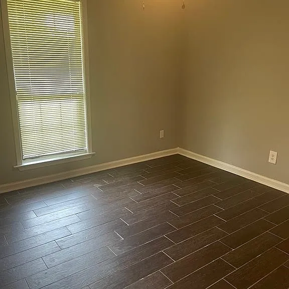 6605 Denham Ct — Photo 10