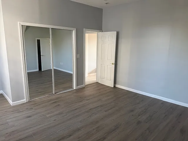 770-772 Kearny Ave #2 — Photo 12