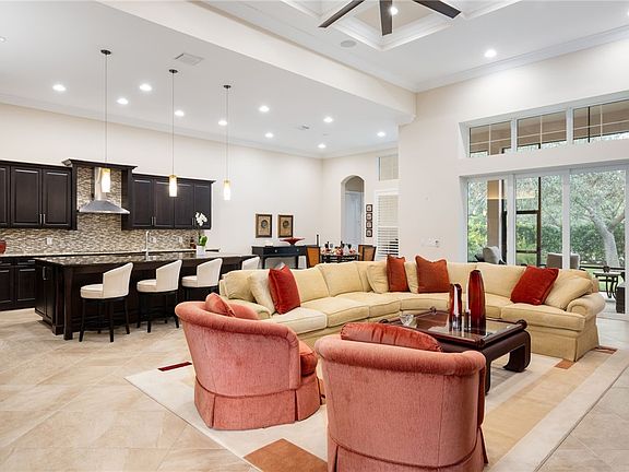 3rd image of 1614 Weybridge Cir
