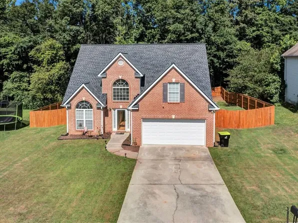 7571 Shannon Oak Dr, Riverdale, GA 30296