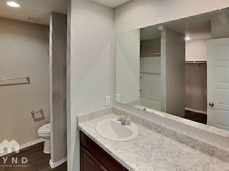 3948 Asher Aly — Photo 10