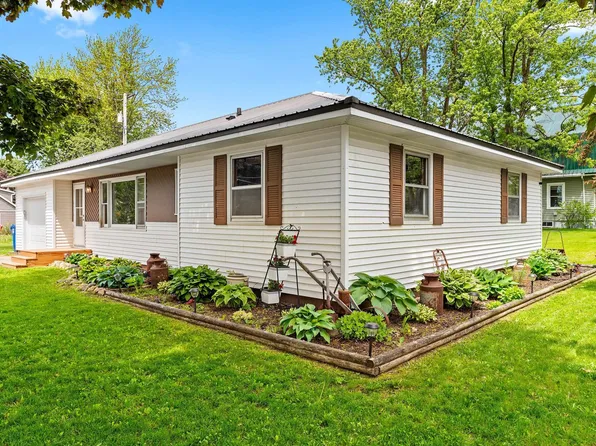 101 W Cedar St, Bonduel, WI 54107
