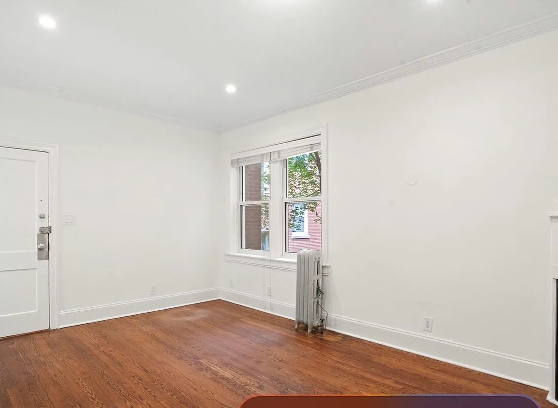 2 bed, 900 sqft, $2,600 — Photo 3